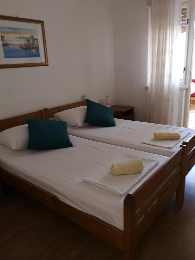 Bellavista Bed And Breakfast Pag Town Extérieur photo